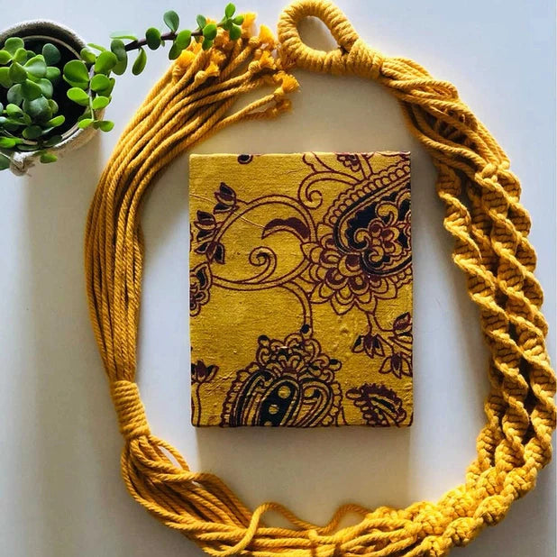 Hanging Macramé Planter with Plank